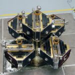 1280px-Five_Themis_satellites_seen_from_above